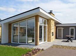 Bemelen Holiday Home for 6