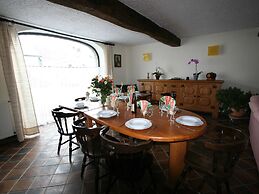 Winenne Home With Hot Tub