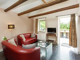Scenic Gulp Valley Stay