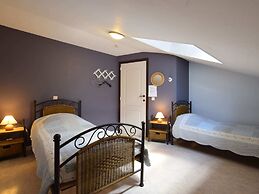Villa With Guest House & Sauna