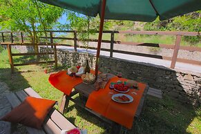 Belvilla by OYO Farmhouse With Swimming Pool