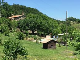Belvilla by OYO Farmhouse With Swimming Pool