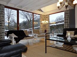Chalet With Valley Views,