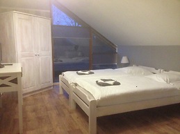 Chalet With Valley Views,
