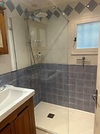 Villa in Gareoult With Private Pool