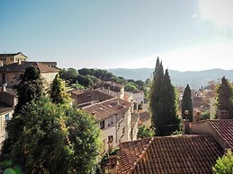 Holiday Home in Bormes With Private Pool