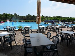 Bungalow by Beach With Water Park Fun