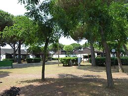 Bungalow by Beach With Water Park Fun
