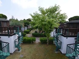 Bungalow by Beach With Water Park Fun