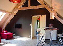 Spacious Home With Games