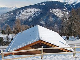 Chalet in Val Dherens Near Ski Lift