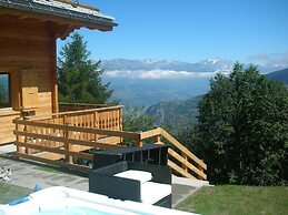 Chalet in Val Dherens Near Ski Lift