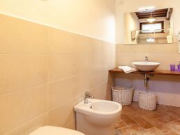 Villa in Lisciano Niccone With Pool & Nature