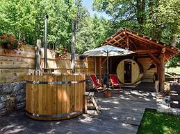 Pleasant Chalet in Bruvno With Private Pool