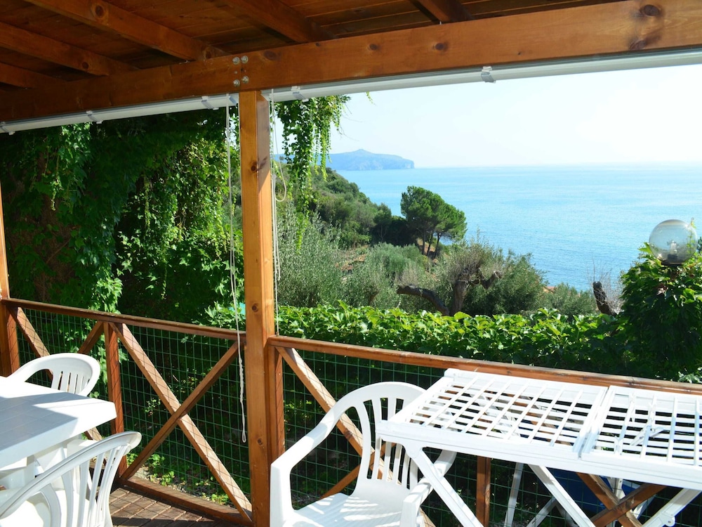 Baia del Silenzio Resort in Napels