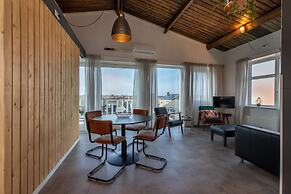 Cozy Stay Near Beach