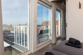 Cozy Stay Near Beach