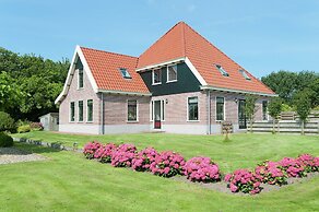 Holiday Home Near Dutch Coast & Sauna