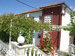 Coastal Comfort in Vinisce
