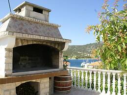 Coastal Comfort in Vinisce