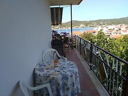 Coastal Comfort in Vinisce