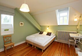 Group Villa With Pool & Sauna