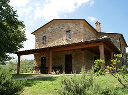 Villa in Umbertide With Private Pool