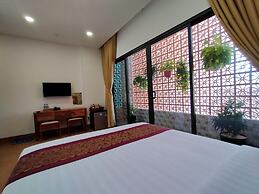 Heritage Hotel