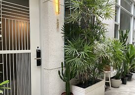 Roomi House 2