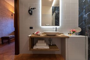 Casanova - Panoramic Rooms and Suites