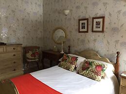West Lodge Hotel