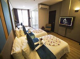 Goldenbay Hotel