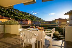 Torbole Relax, Pool & Balcony Apartment