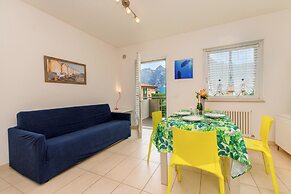 Torbole Relax, Pool & Balcony Apartment