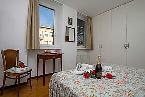 Riva Centro Apartment