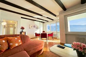Bellevue apartment