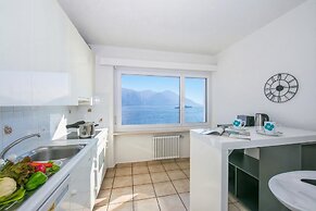 Bellevue apartment