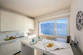Bellevue apartment