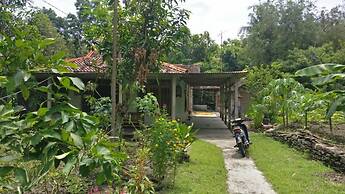 Homestay Miftah Syariah - Hostel