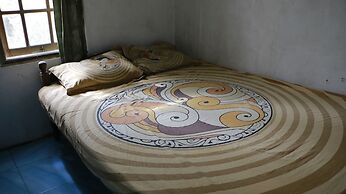 Natural Stone Homestay Syariah - Hostel