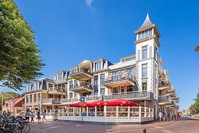 Modern Domburg Apartment
