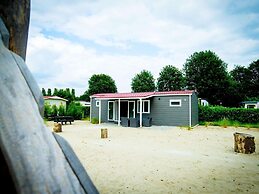 Chalet Near Loonse and Drunense Duinen