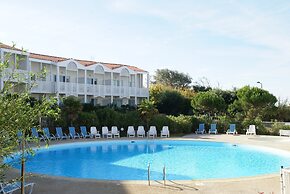Apartment With sea or Pool Views