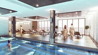 Chalet in Paradiski With Pool & Spa