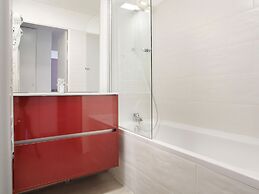 Chalet in Paradiski With Pool & Spa