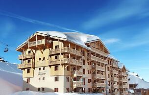 Chalet in Paradiski With Pool & Spa