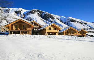 Scenic Chalet Apartment for Groups