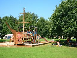 Pet-friendly Villa in Park Ankeveen