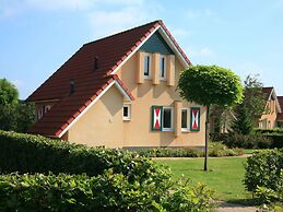 Pet-friendly Villa in Park Ankeveen