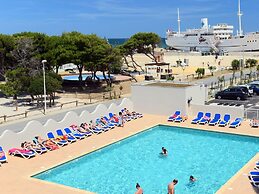 Seaside Escape With Pool